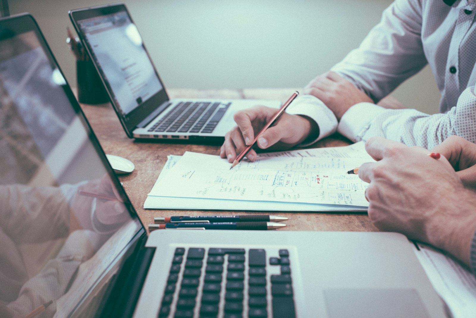 startup valuation implementation and KPI review